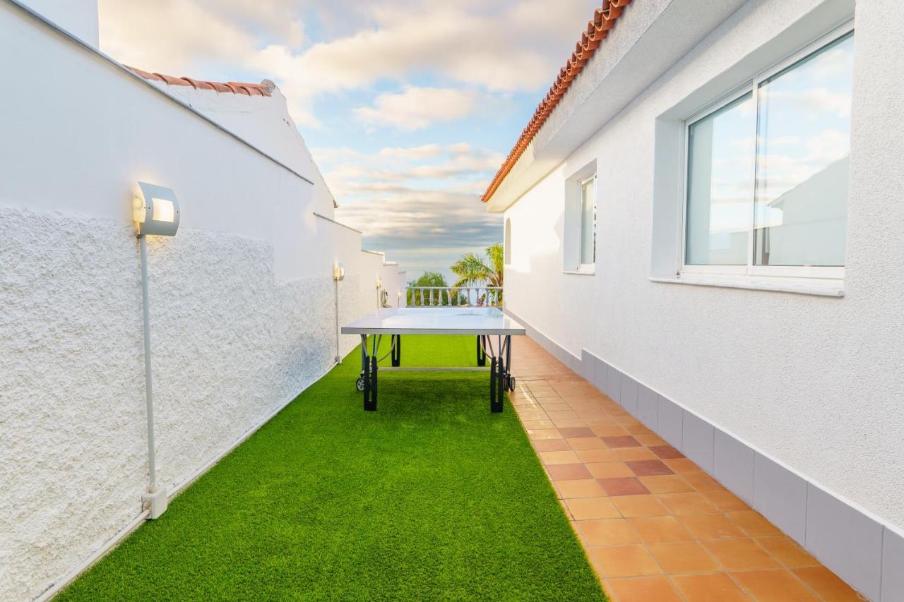 Iris 8 House Villa Puntillo Del Sol Bagian luar foto